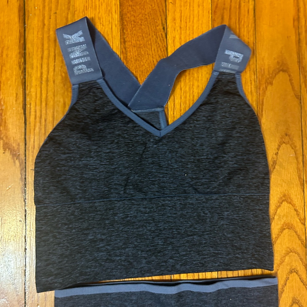 PINK seamless Sports Bra
